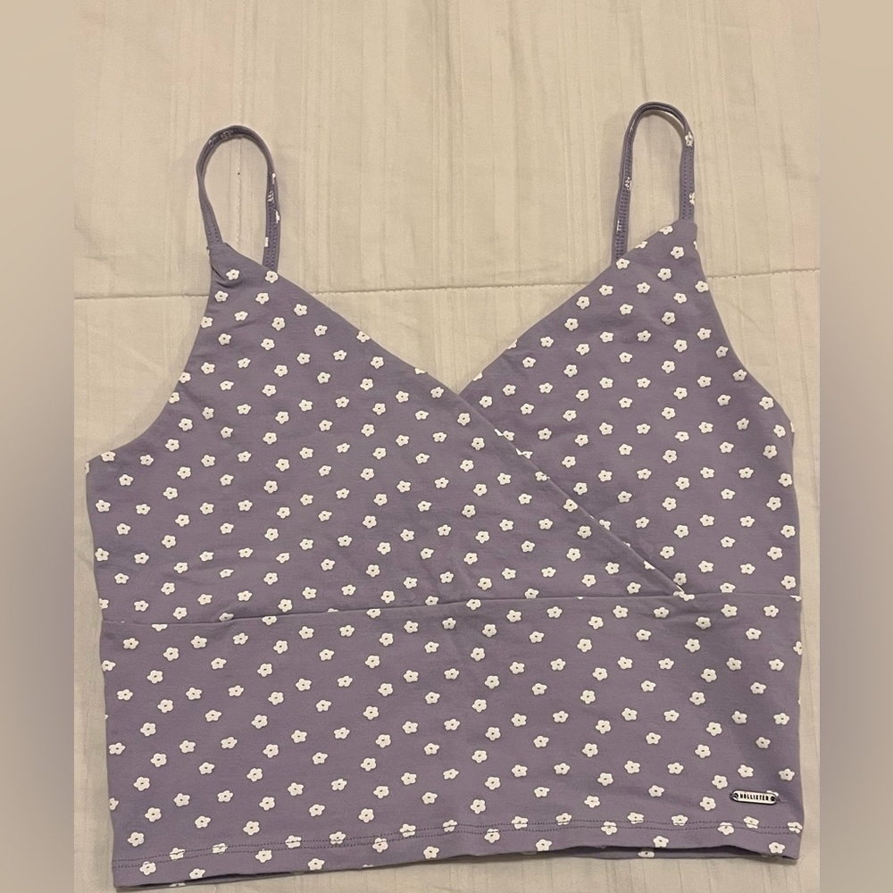Purple Hollister tank